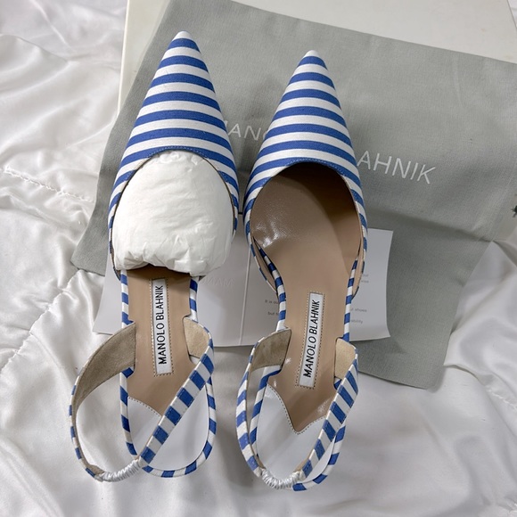 Manolo Blahnik Shoes - 🖤NIB💕Carolyne Stripe Slingback Pumps